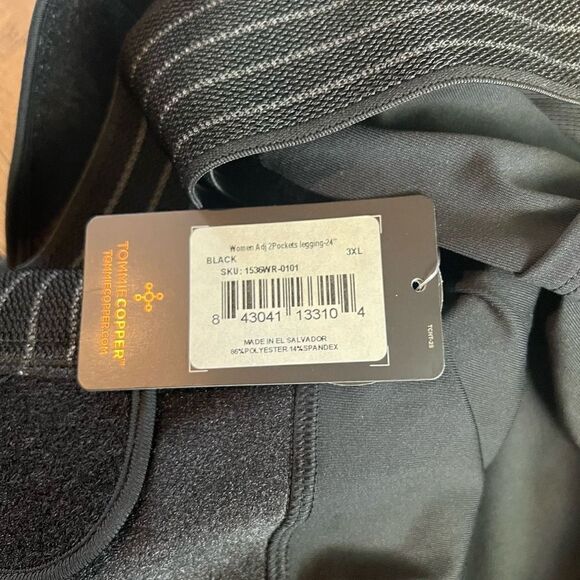Tommie copper women A 2 Pocket crop  leggings 24” size 3XL - Picture 10 of 10